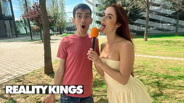REALITY KINGS - Jordi трахает горло и киску Audrey Reid во время дикого домашнего интервью
