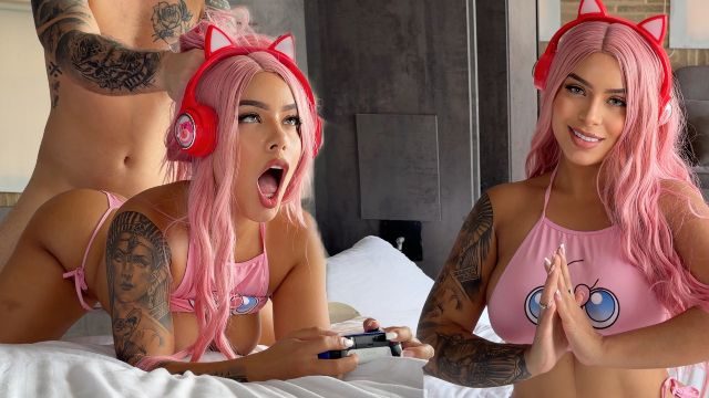 I don't want to go to dinner gamer stepdaughter spreads her legs for her stepdad