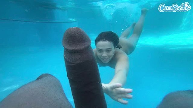 Plugged Big Ass Ebony Willow Ryder трахается с BBC под водой