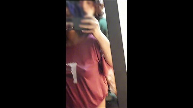 SEX TAPE NERDY THICK GIRL from class IN FRONT OF THE MIRROR until I CUM ON HER FACE